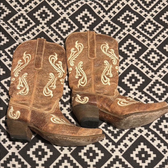 Corral Shoes - Corral Brown Western Cowboy Boots with White Embroidery